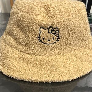 Hello Kitty Beige Bucket Hat